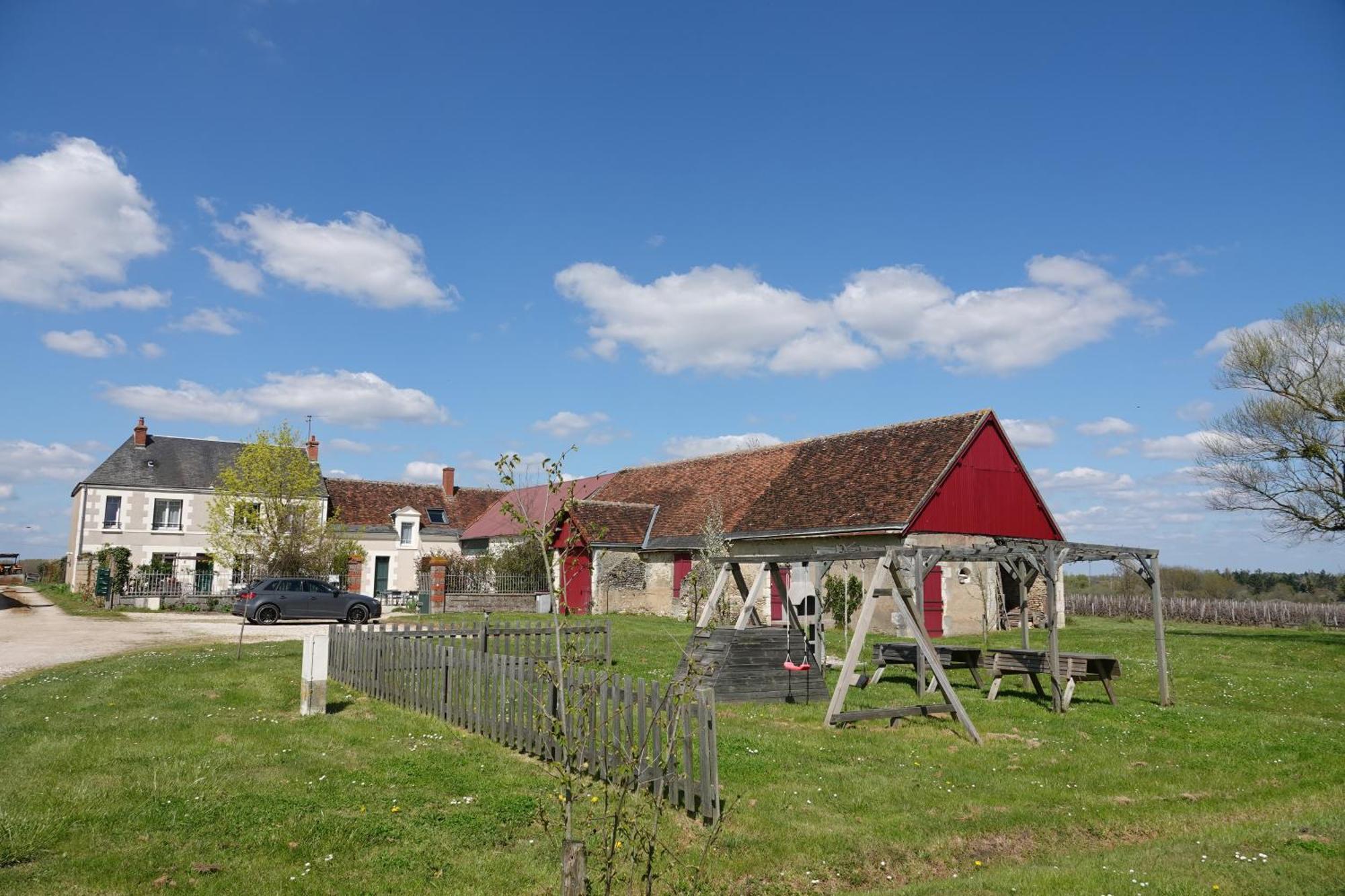 Bed and Breakfast Les Hirondelles Du Moulin Sassay Exterior foto